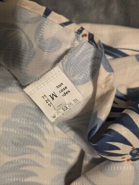 Women's Light Blue and White Patterned Short-Sleeve Blouse